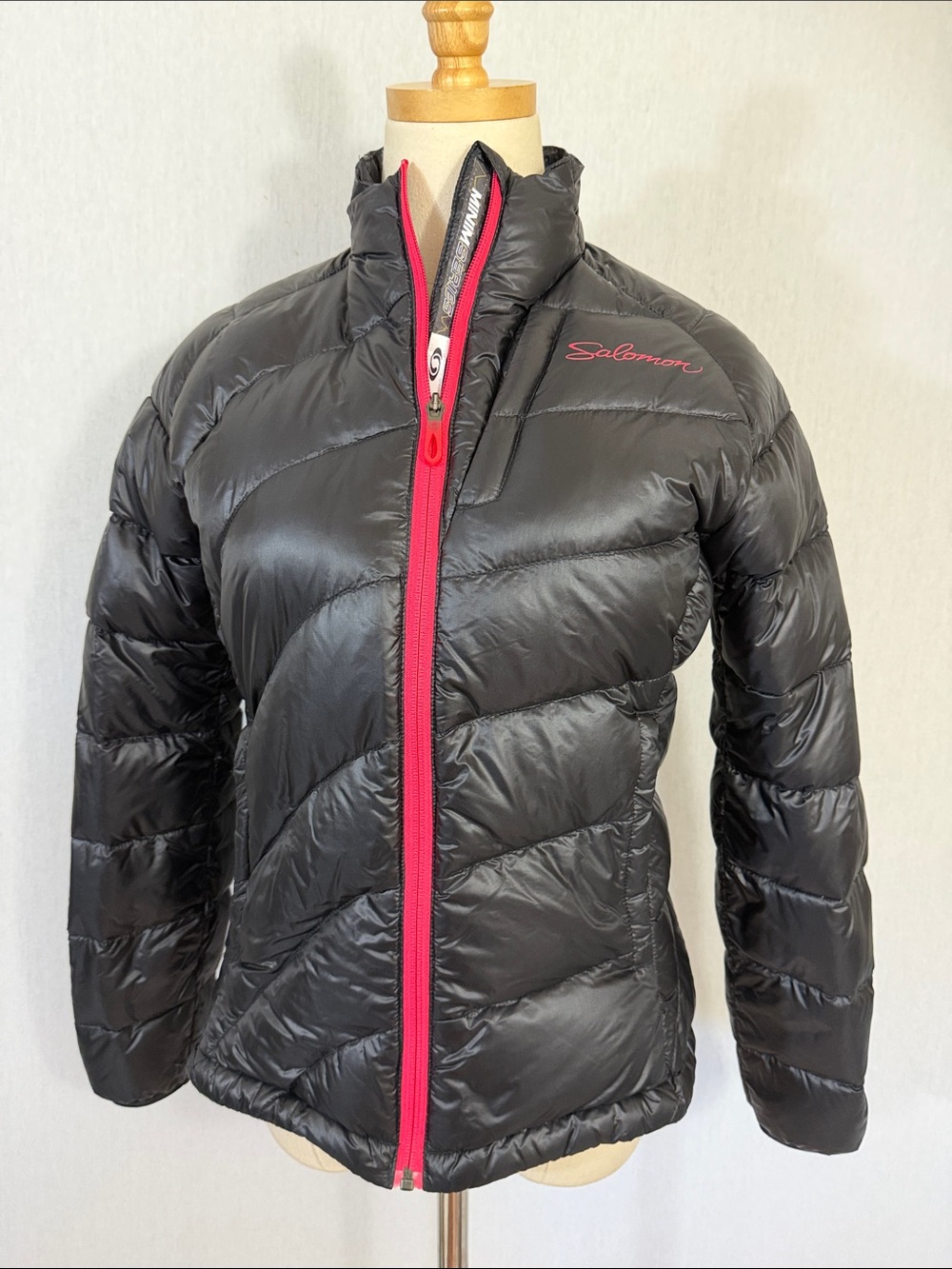 Salomon Black 90% Down 10% Feather Puffer Jacket with Zip and Logo